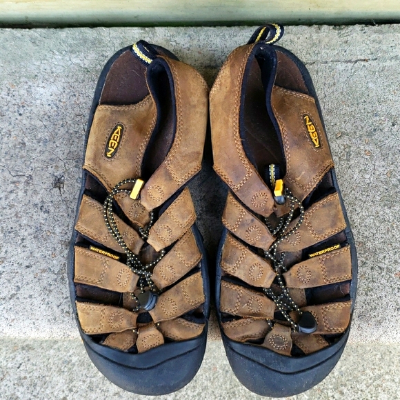 COPY - Keen Waterproof Sandals Size 9.5